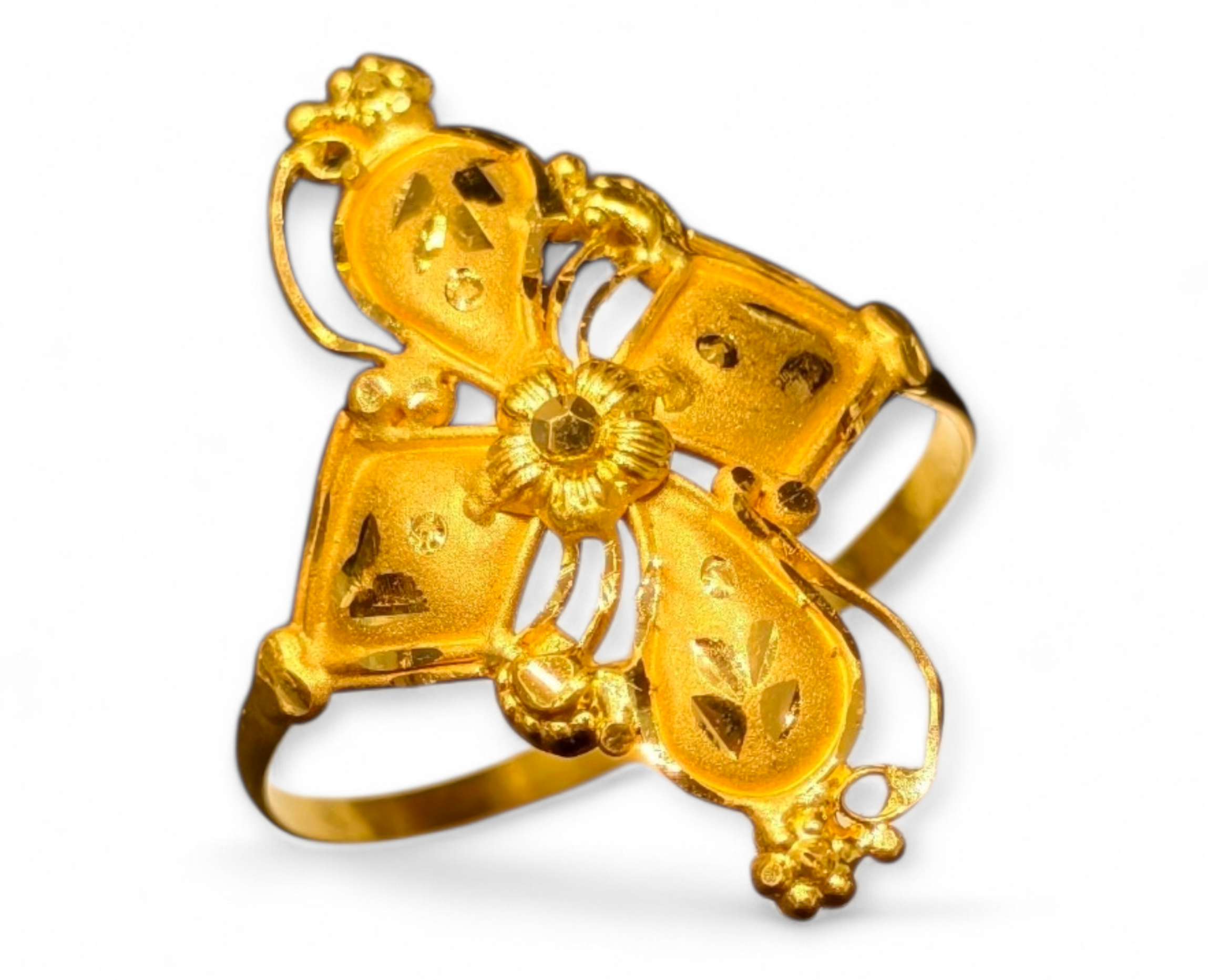 GOLD LADIES RING