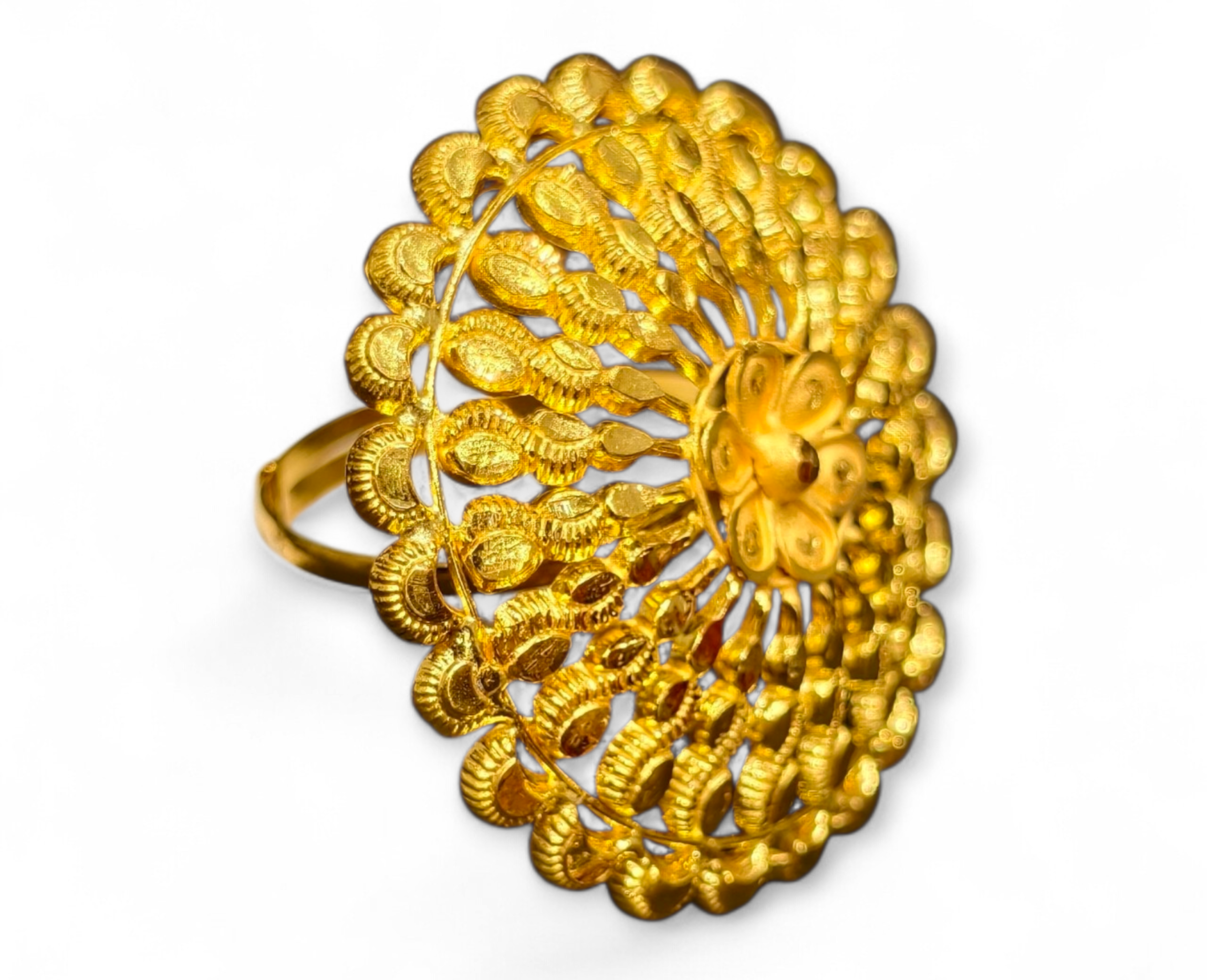 GOLD PASHA RING
