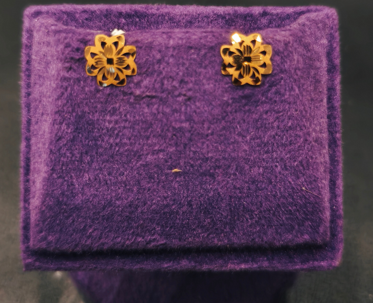 GOLD TOP